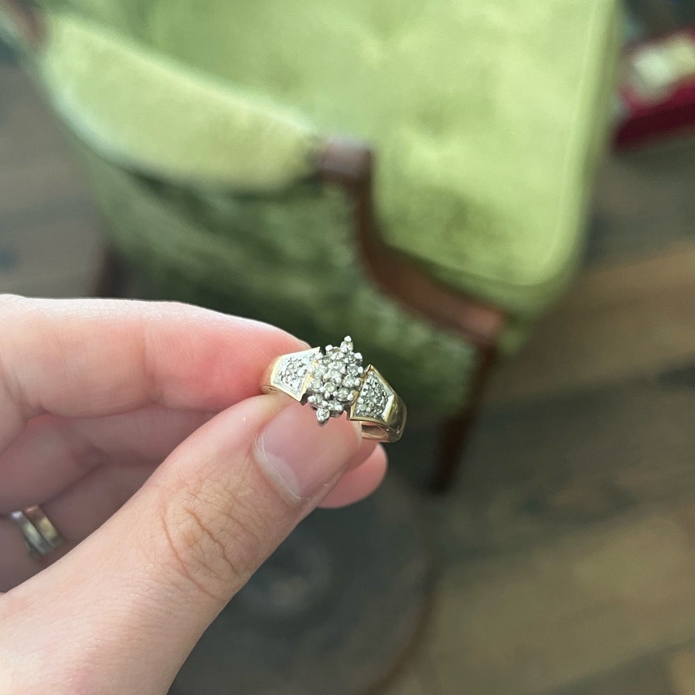 Size 5.5 10k gold Diamond Ring